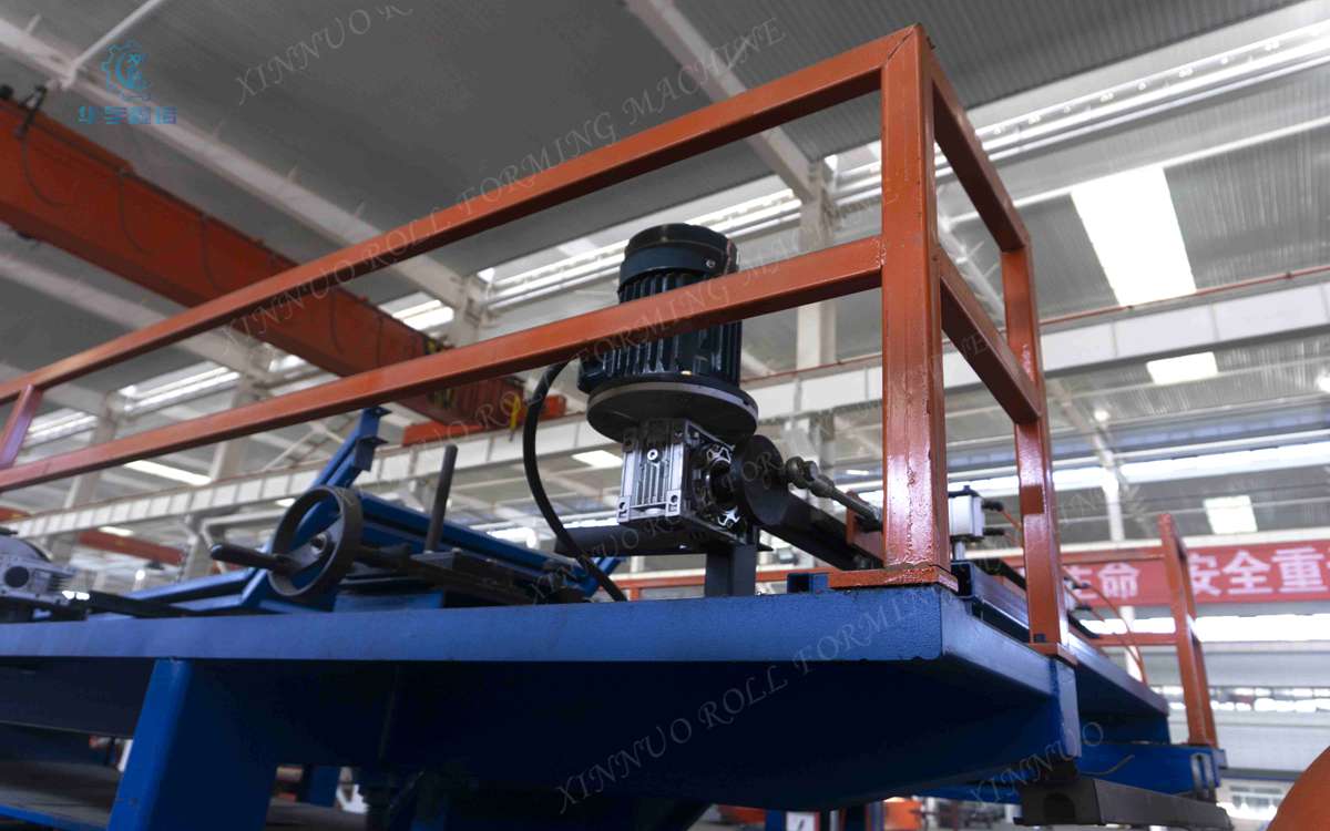 EPS Sandwich Panel Machine
