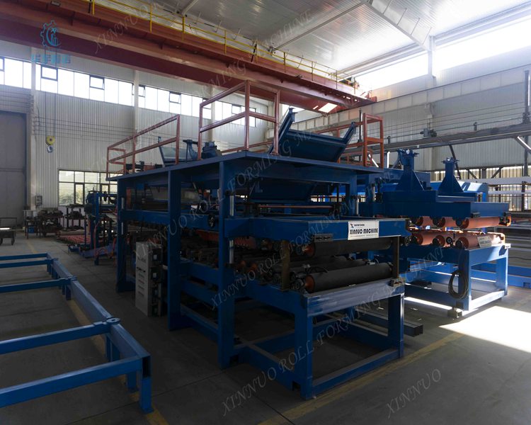 Eps Sandwich Panel Making Machine